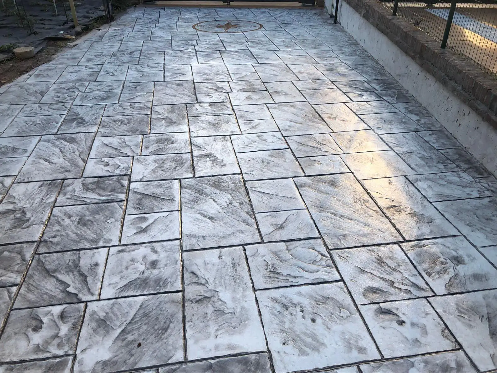 Scopri tutte le tipologie di ghiaino lavato e pavimenti decorativi ghiaino lavato e pavimenti decorativi